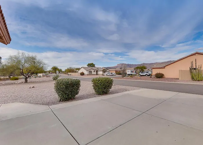 1 Mi To Golf: Mtn-view Gem W/ Patio In Holiday home *