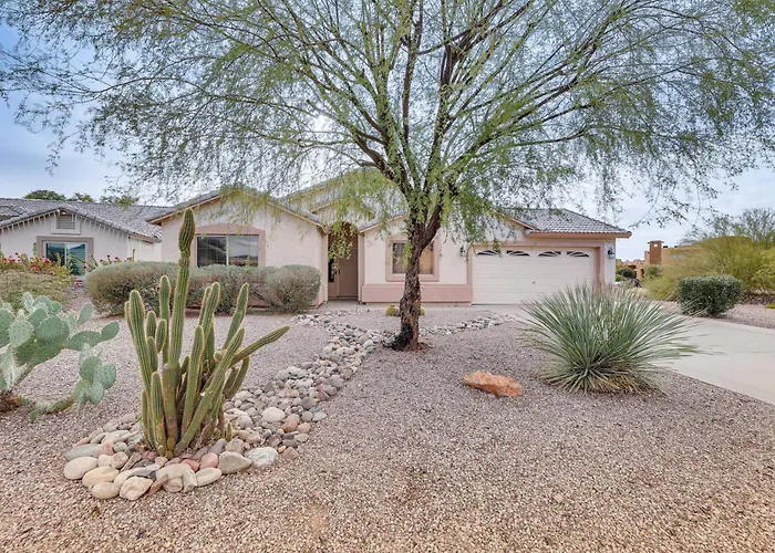 Holiday home 1 Mi To Golf: Mtn-view Gem W/ Patio In *